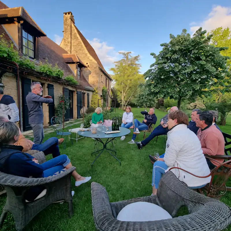 Entre amis aux Granges Hautes à Saint-Crépin-et-Carlucet